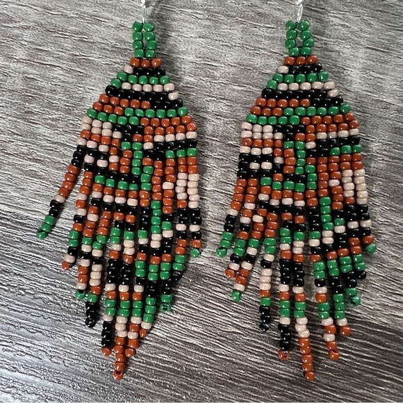 Womens Camo Glass Seed Bead Fringe Tassel Earrings Handmade - Picture 4 of 5